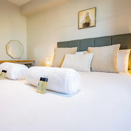 Dockview Port Apartment