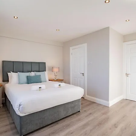 Dockview Port * Galway