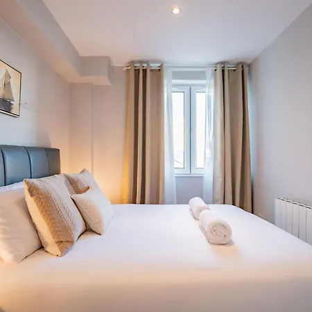 Apartment Dockview Port