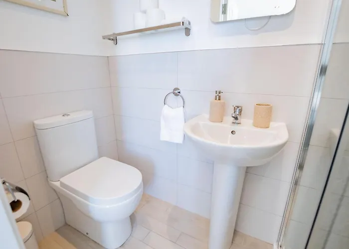 Dockview Port شقة